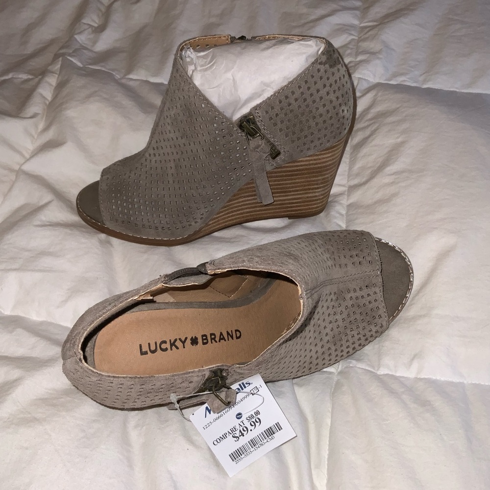 Lucky Brand 6 1/2 *New w/ Tag*